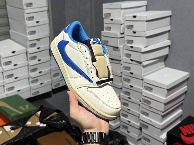 Back-to-school season bonus! Travis Scott x Air Jordan Aj1 Low Og Sp Ts collabor