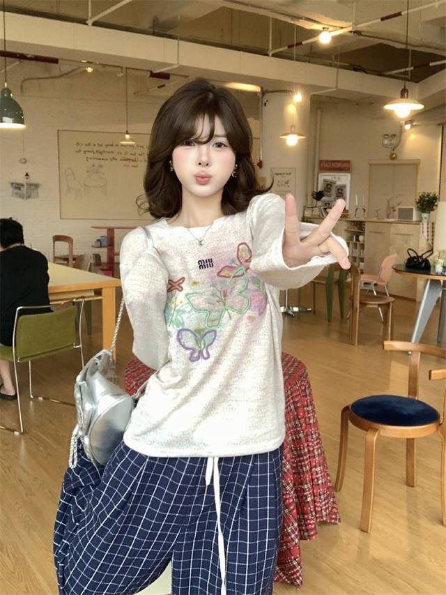 Miumiu The Miumiu butterfly long-sleeved T-shirt, which has been asked about 800