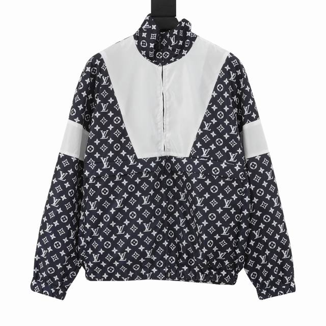 Louis Vuitton Monogram print trench coat with contrasting colors. DDD. This Mono