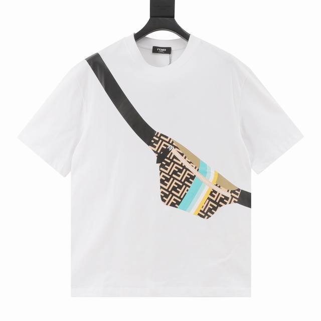 Fendi 24Ss chest-print short-sleeve top. Made with standard digital direct-to-pr