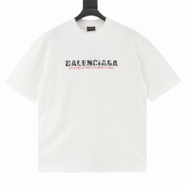 Balenciaga Simple Cracked Letter T-shirt. Paris's Aesthetic Formula | Turning th