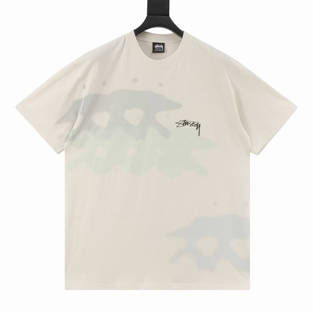 Stussy 25Ss Blurry Surfer Print Short-Sleeve DDD. The irregular, blurred pattern