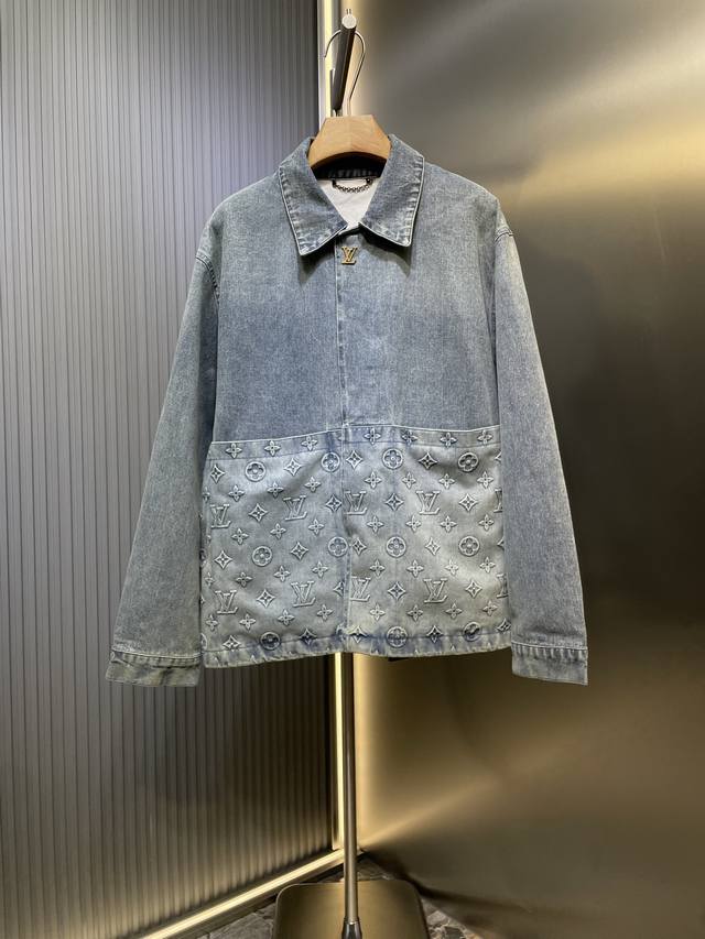 Gucci 25Ss' new limited-edition washed denim embraces the concept of upcycling,