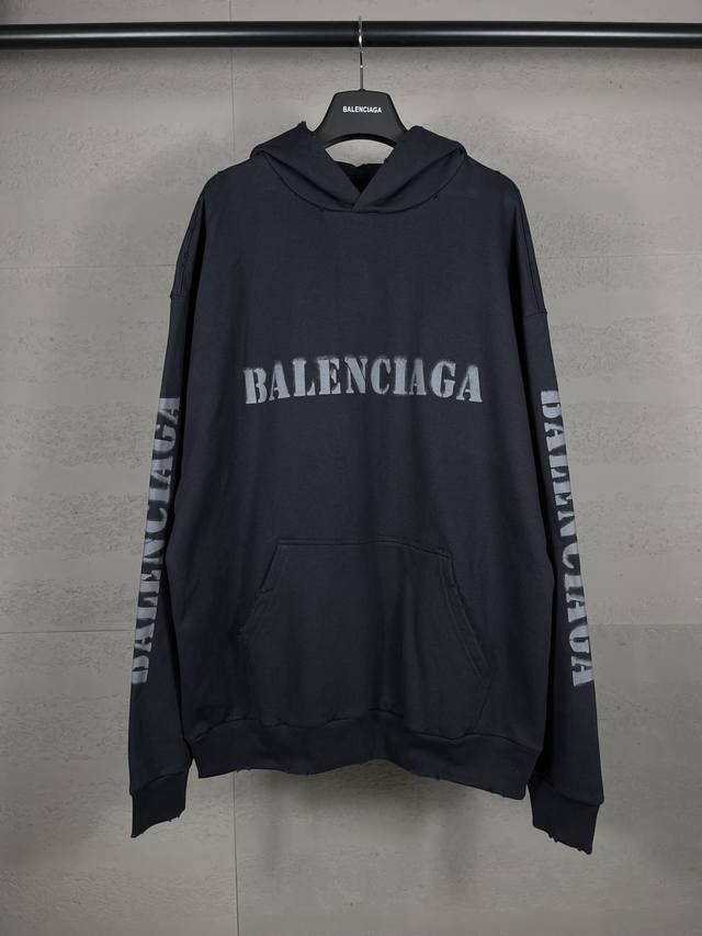 Actual photos of the top-tier edition. Official Balenci*Ga Paris quality. New,