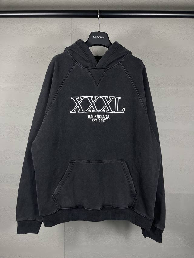 Actual photos of the top-of-the-line version. Official Balenci*Ga Paris quality
