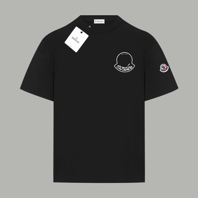 Moncler's official website, the same style as the 1952 classic logo, with letter
