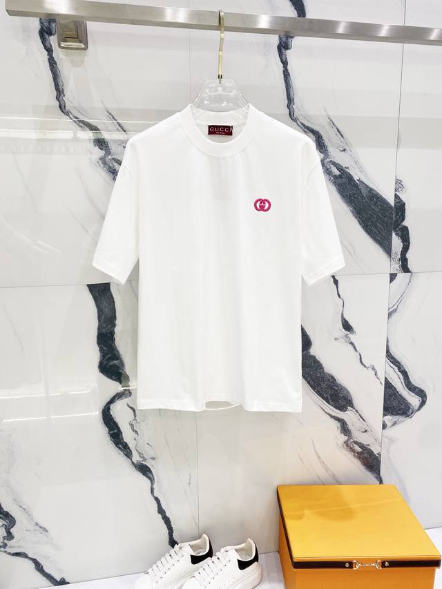 Gucci 320g crew neck short-sleeved T-shirt. Double G logo embroidered on front a