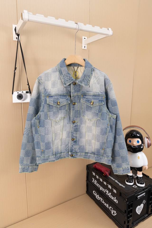 Top-of-the-line market comparison. Checkered checkered 1V25Ss straight-leg jeans