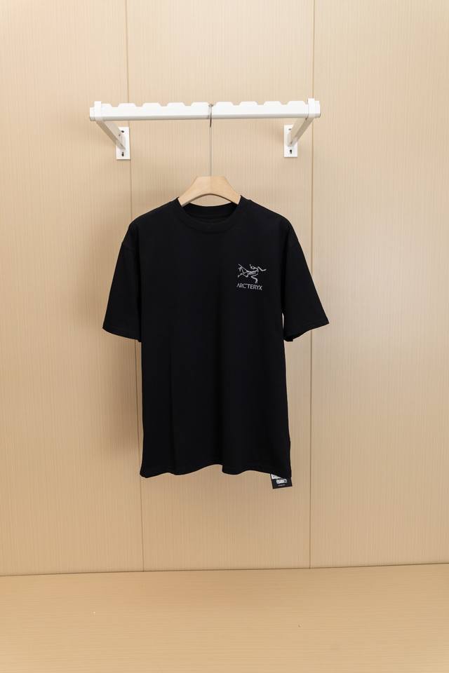 Reflective hanging photo of the top-of-the-line Arc'Teryx Arc24Ss. Made of 60s d