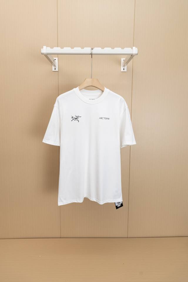 The top version Arc'Teryx Arc24Ss chest printed logo short-sleeved T-shirt is m