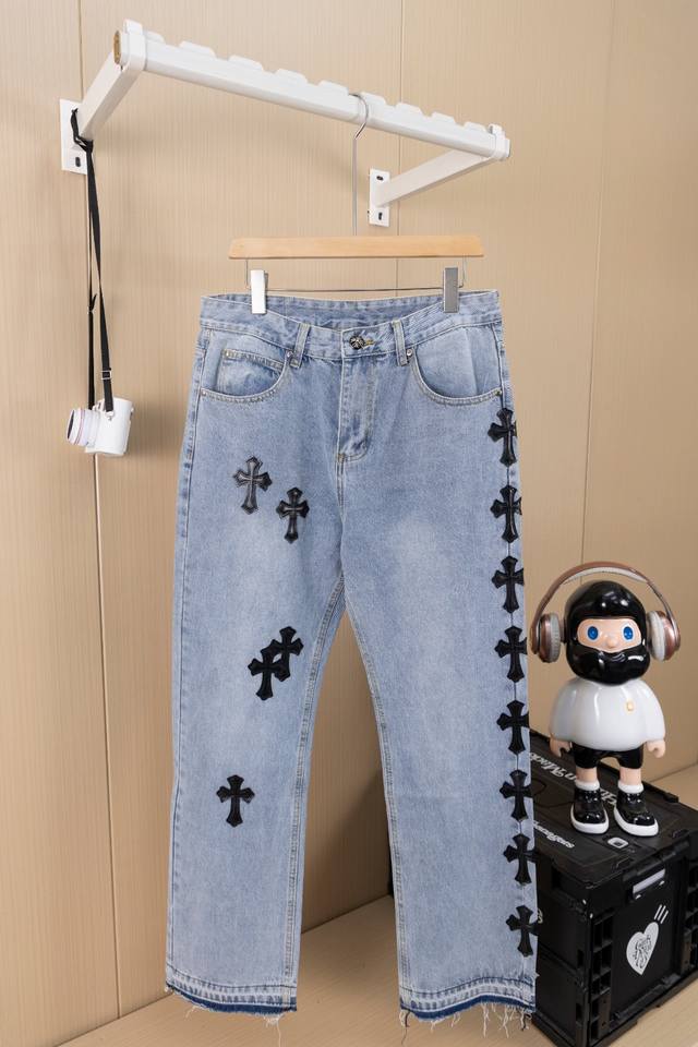 Hanging photo Chrome Hearts Chrome Hearts Mattyboy same style black cross-stitch