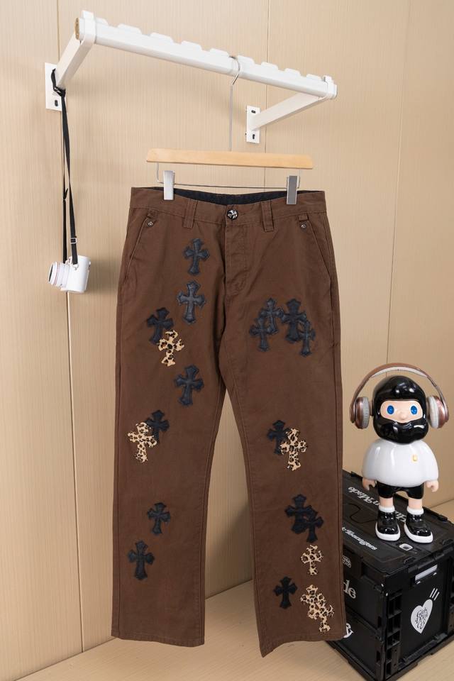 Hanging picture Chrome Hearts personalized leopard cross-stitched leather brown