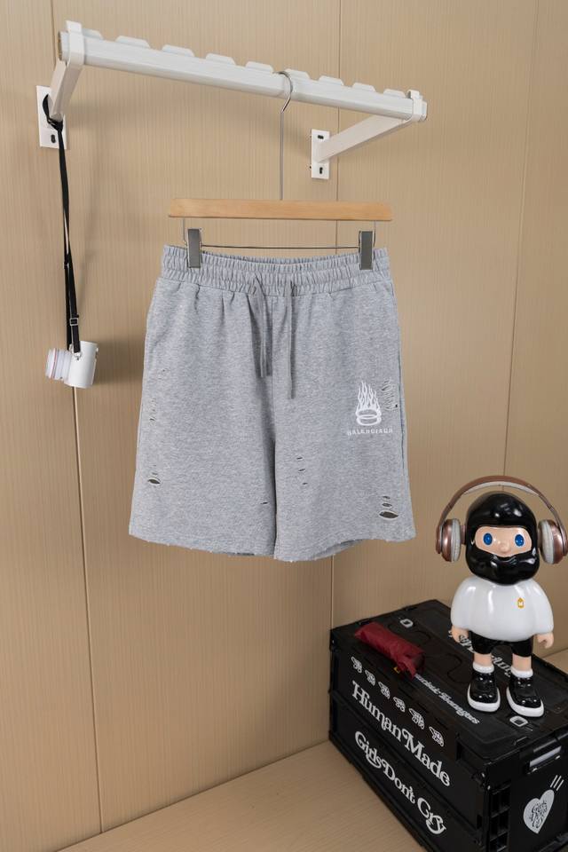 Top-grade version Balenciaga flame embroidered shorts washed, fried, salted, and