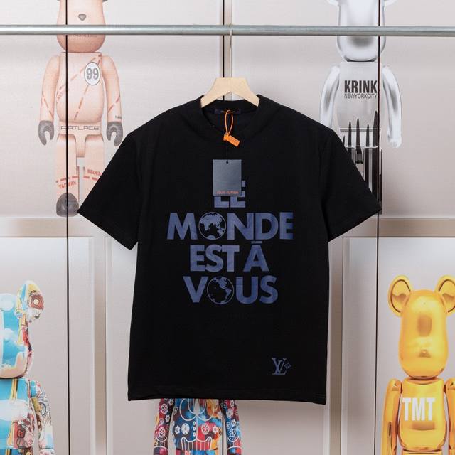 Special offer, no refund or exchange Lv Louis Spring and Summer Print New Short
