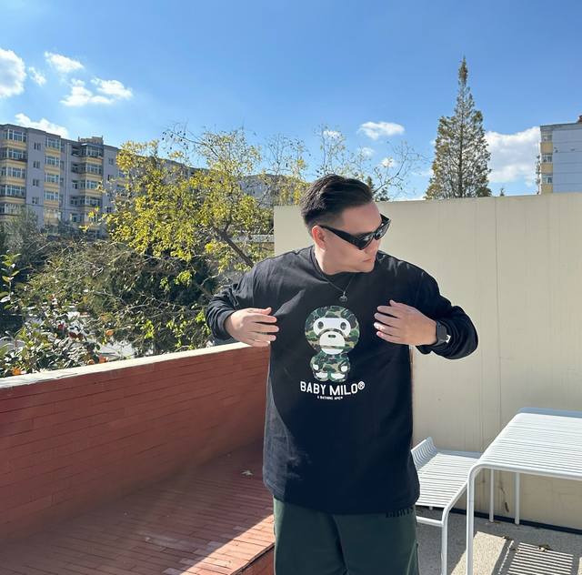 00308 A Bathing Ape Ss24 camouflage cartoon long-sleeved T-shirt for men and wom
