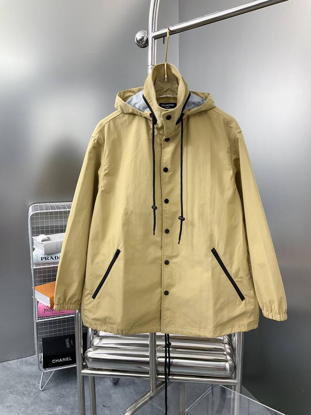 Balenciaga Blcg waterproof windbreaker jacket with back logo. A must-have for e