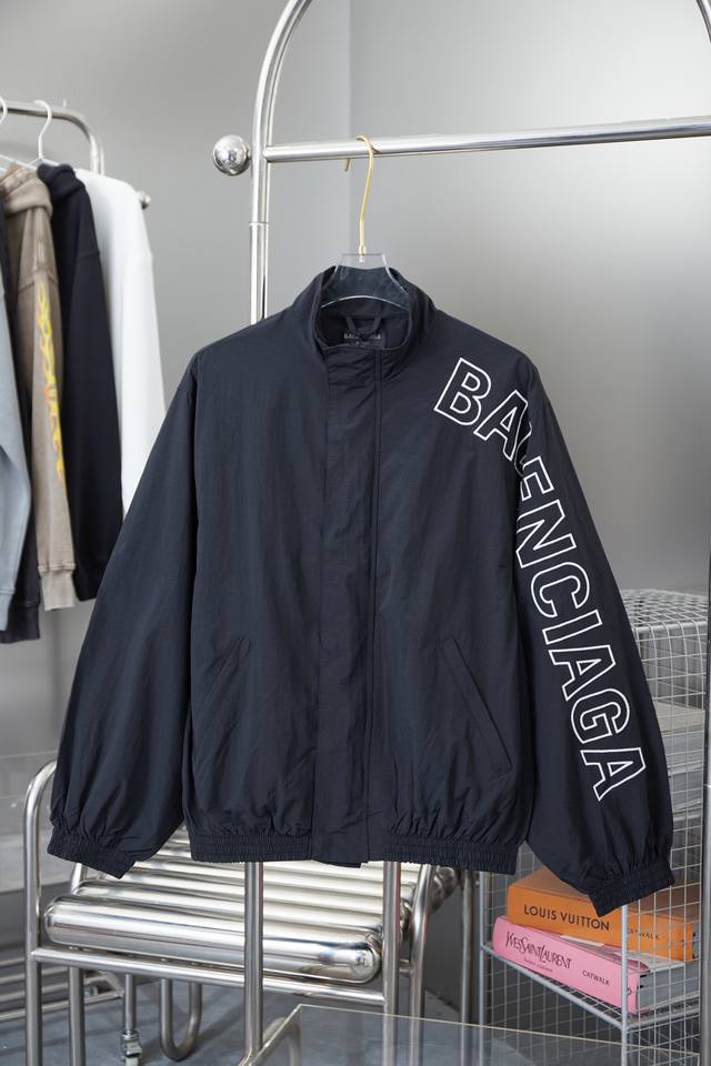 Balenciaga Blcg 71 hollow letter embroidered tracksuit A must-have item for ever