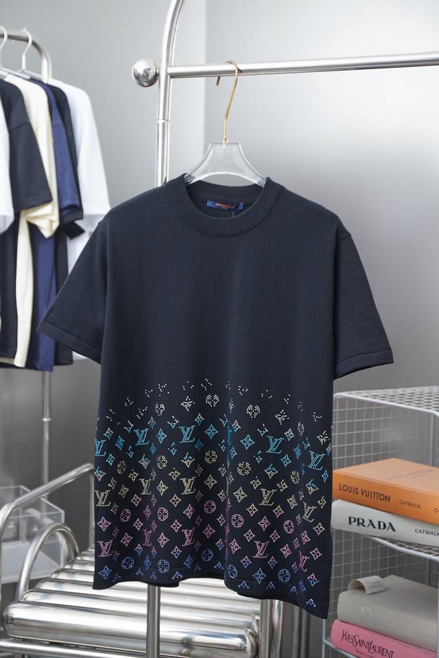 Lv Louis 25Ss new spring and summer rhinestone jacquard knit short-sleeve A must