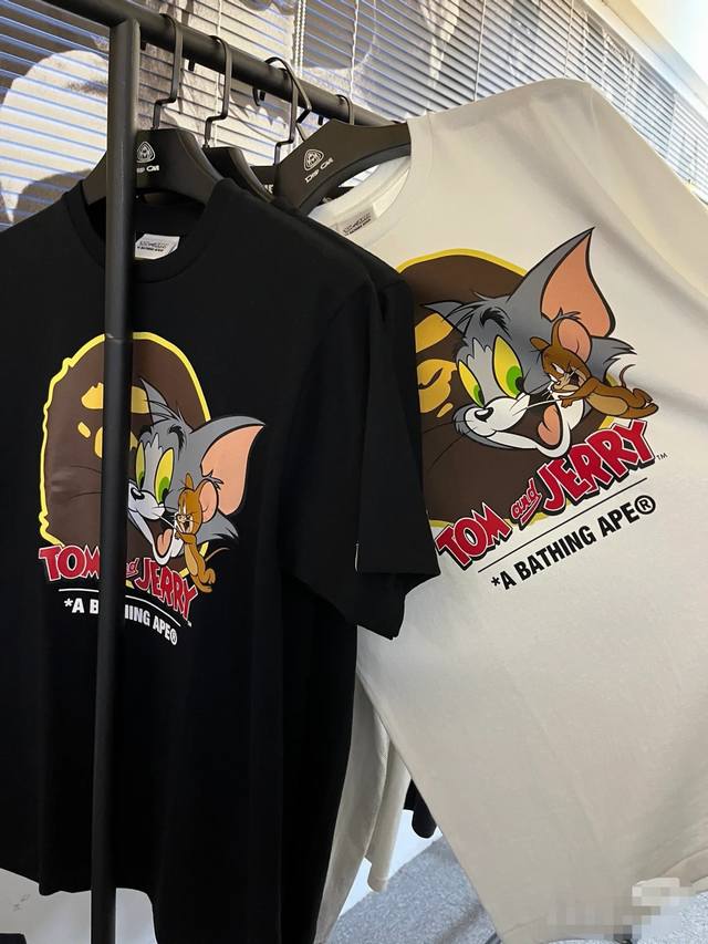 00182 Bape x Tom and Jerry collaboration Ss25 Tom and Jerry print round neck sho