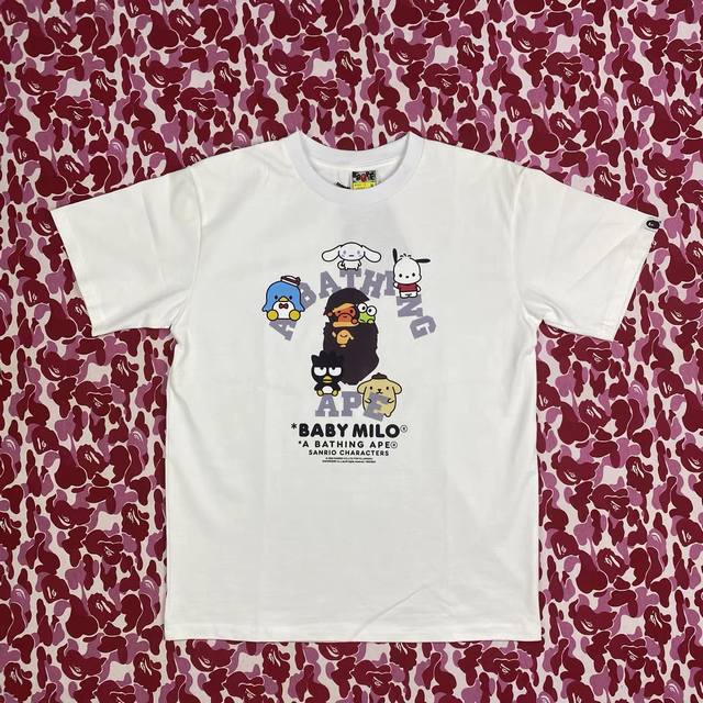 001015 Bape x Sanrio collaboration Fw24 Sanrio Characters logo short-sleeved T-s
