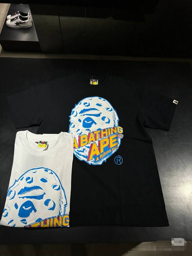 00194 A Bathing Ape Fw23 Mid-Autumn Limited Edition Moon Ape Head Logo Print Sho