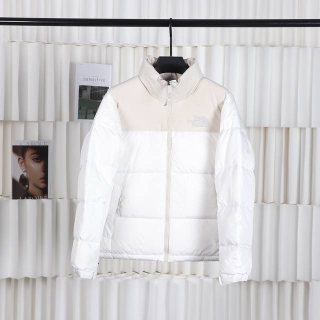 Style No. D01 Top-of-the-line replica of the original The North Face 1996 Nupts