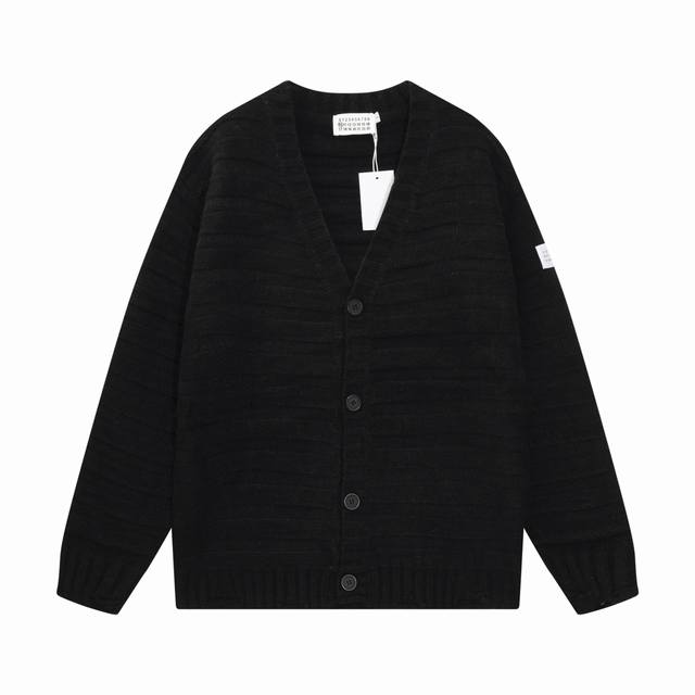 Maison Margiela Margiela three-dimensional knitted cardigan sweater Color: Green