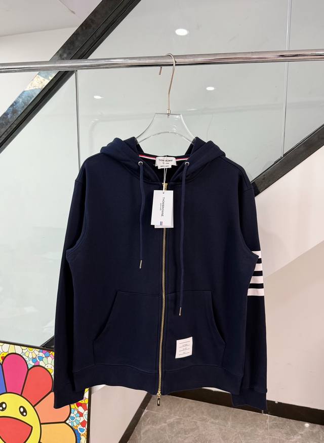 Model number #Z131 Tb four-bar drawstring double zipper classic hooded jacket To