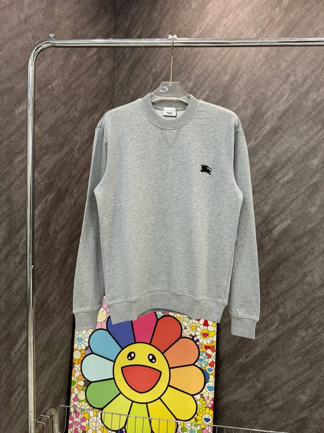 Style number: Y8 Burberry embroidered war horse small logo round neck sweatshir