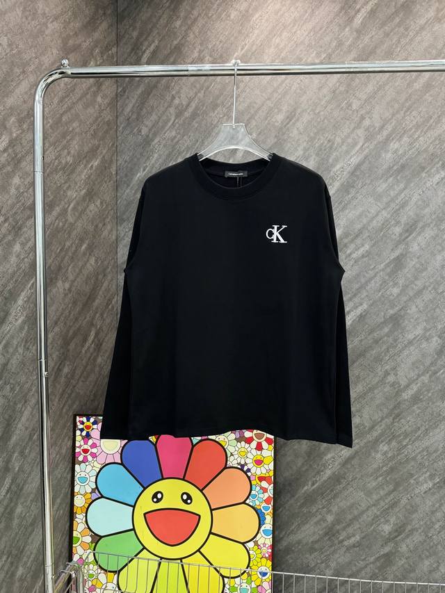 Style number: Y4 Ck embroidered small label, steel stamp, large label printed l