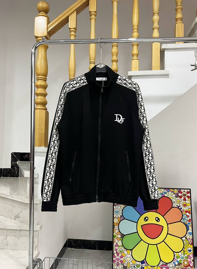 Style number W844 Dior full-print ribbon embroidered small logo jacket Dior off