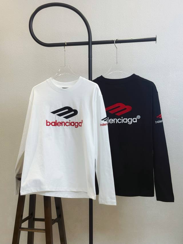 Style number Xb126 Black and white Balenciaga Paris 3M letter embroidered round