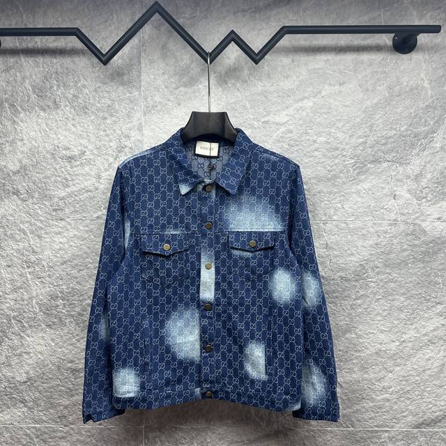 Gucci's new 2025 jacquard all-over logo couple's denim jacket. Made from heavy-d