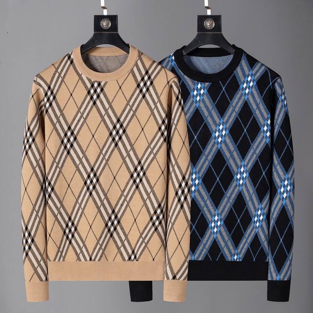 Burberry counter-style sweater, unique embroidery imported wool fabric, high den
