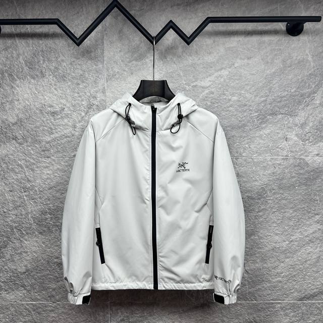 Bird's 2025 new style laminated logo couple's hooded windbreaker jacket Made of