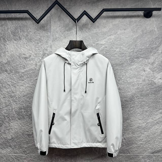 Kaileshi 2025 new style laminated logo couple hooded windbreaker jacket Made of