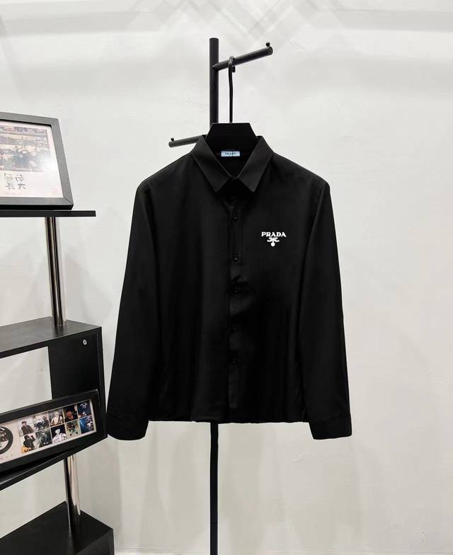 Prada long-sleeved shirt series, new long-sleeved shirt from the official websit