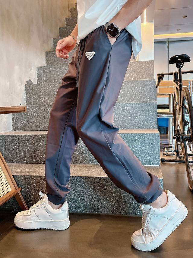 Prada, 2025 autumn and winter new products, fashionable casual trousers, counte