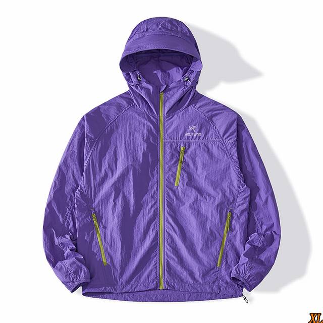 Arc'Teryx exclusive real shot of the new 7A antibacterial technology fabric can
