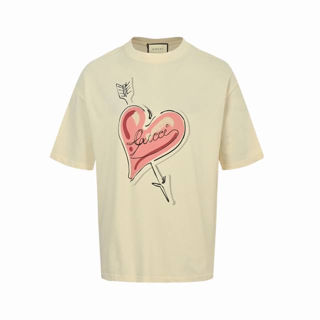 Gucci 25Ss heart arrow print short-sleeve The fabric is made of 230g combed cott