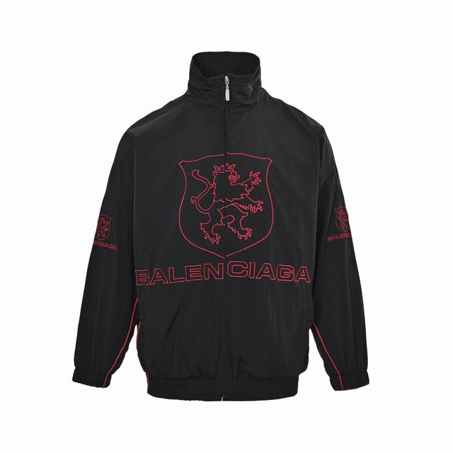 Balenciaga monogrammed zipper jacket DDD. Embroidery: Straight lines and smooth
