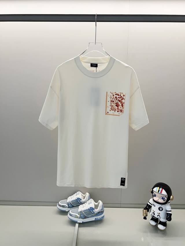 Fendi 260g round neck short-sleeved T-shirt with fake pockets and petal and leaf