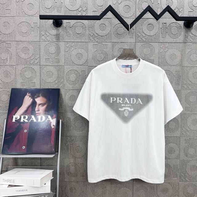 Prada logo embroidery print craftsmanship Exquisite upgrade, inspired by the ret