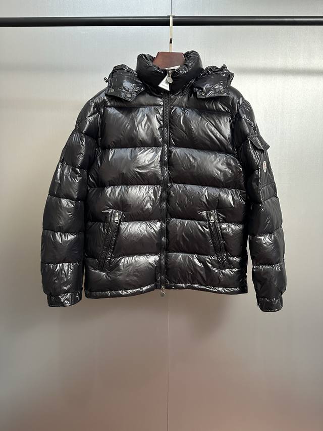 Moncler Maya classic down jacket, glossy black, super textured, warm and fashion