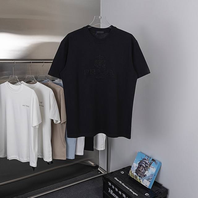 Gift box Model number Y33-1 Size Xs-SML Black and white, Prada 2025Ss early spri