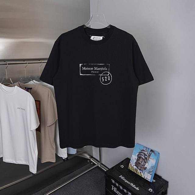 Gift box model number Y22-1 size Xs-SML Magiera Mm6 Margiela official website sa