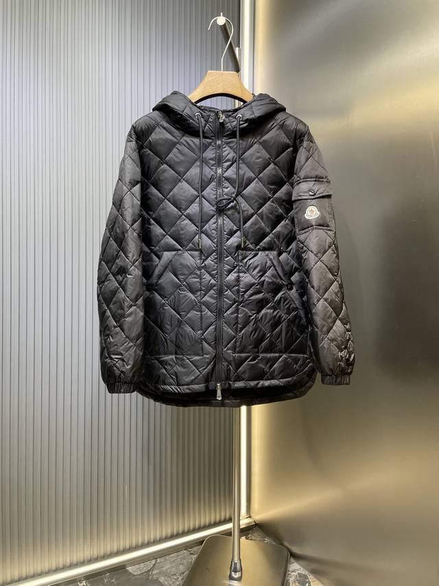 Moncler 25Fw New Arrivals Women's Camicia Diamond Quilted Hooded Cropped Down Ja
