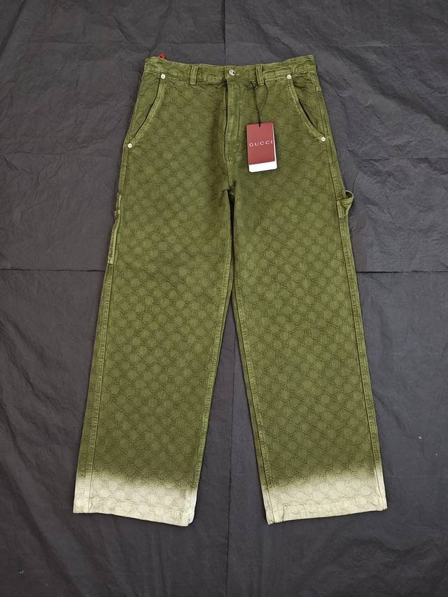 Gucc1 workwear-style jacquard jeans, a steal for the fashionistas! The olive gre