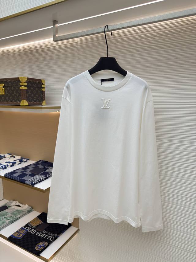 Louis Vuitton dark pattern embossed long sleeve Authentic: purchased for develop