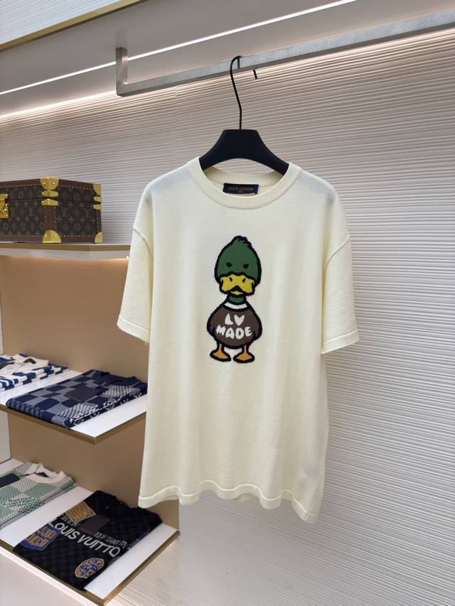 Louis Vuitton duck wool short sleeves Authentic: 7350 purchased and developed It